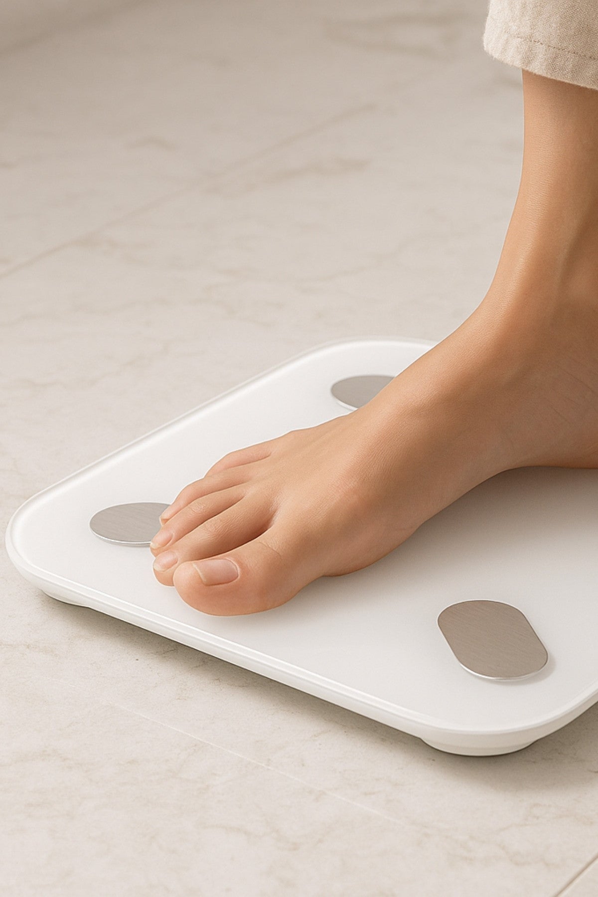 Balance connectée Bluetooth intelligente — Design blanc minimaliste